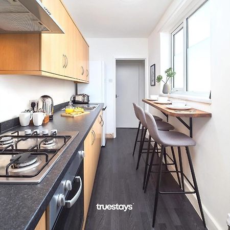 Penkhull House By Truestays - 4 Bedroom House In Stoke-On-Trent 외부 사진