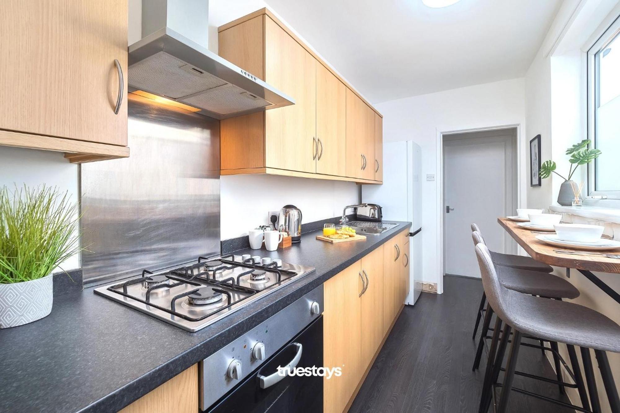 Penkhull House By Truestays - 4 Bedroom House In Stoke-On-Trent 외부 사진