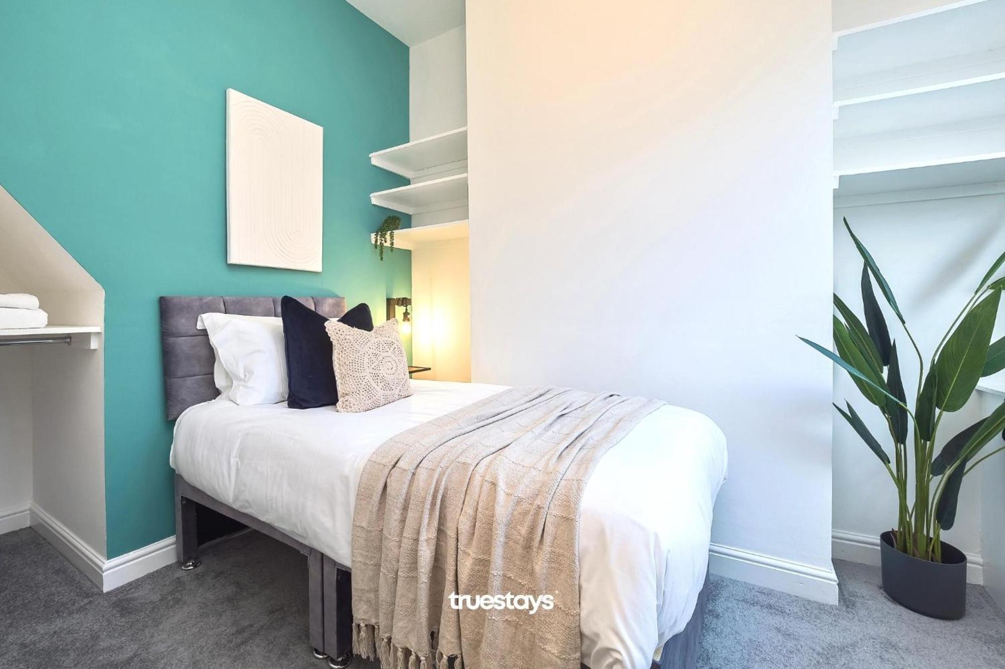 Penkhull House By Truestays - 4 Bedroom House In Stoke-On-Trent 외부 사진