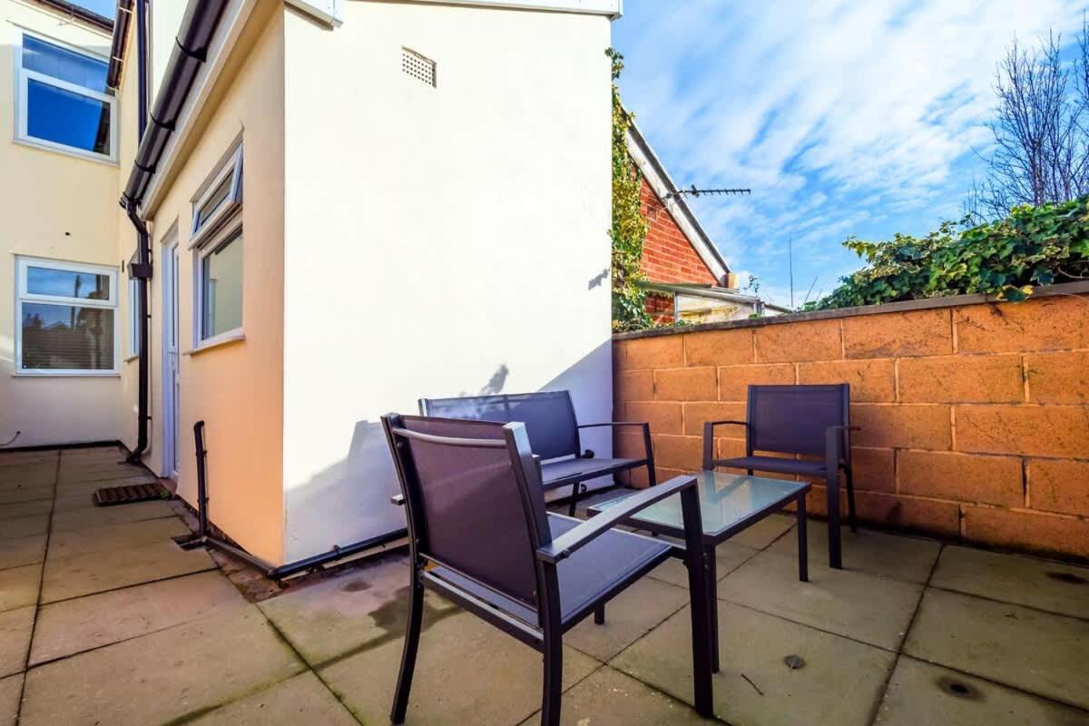 Penkhull House By Truestays - 4 Bedroom House In Stoke-On-Trent 외부 사진