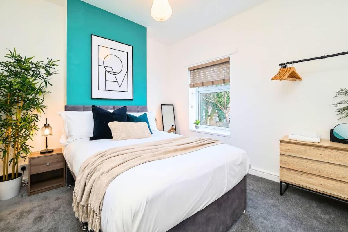 Penkhull House By Truestays - 4 Bedroom House In Stoke-On-Trent 외부 사진